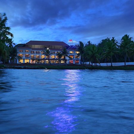 Vettutura Lake Palace Trivandrum מראה חיצוני תמונה