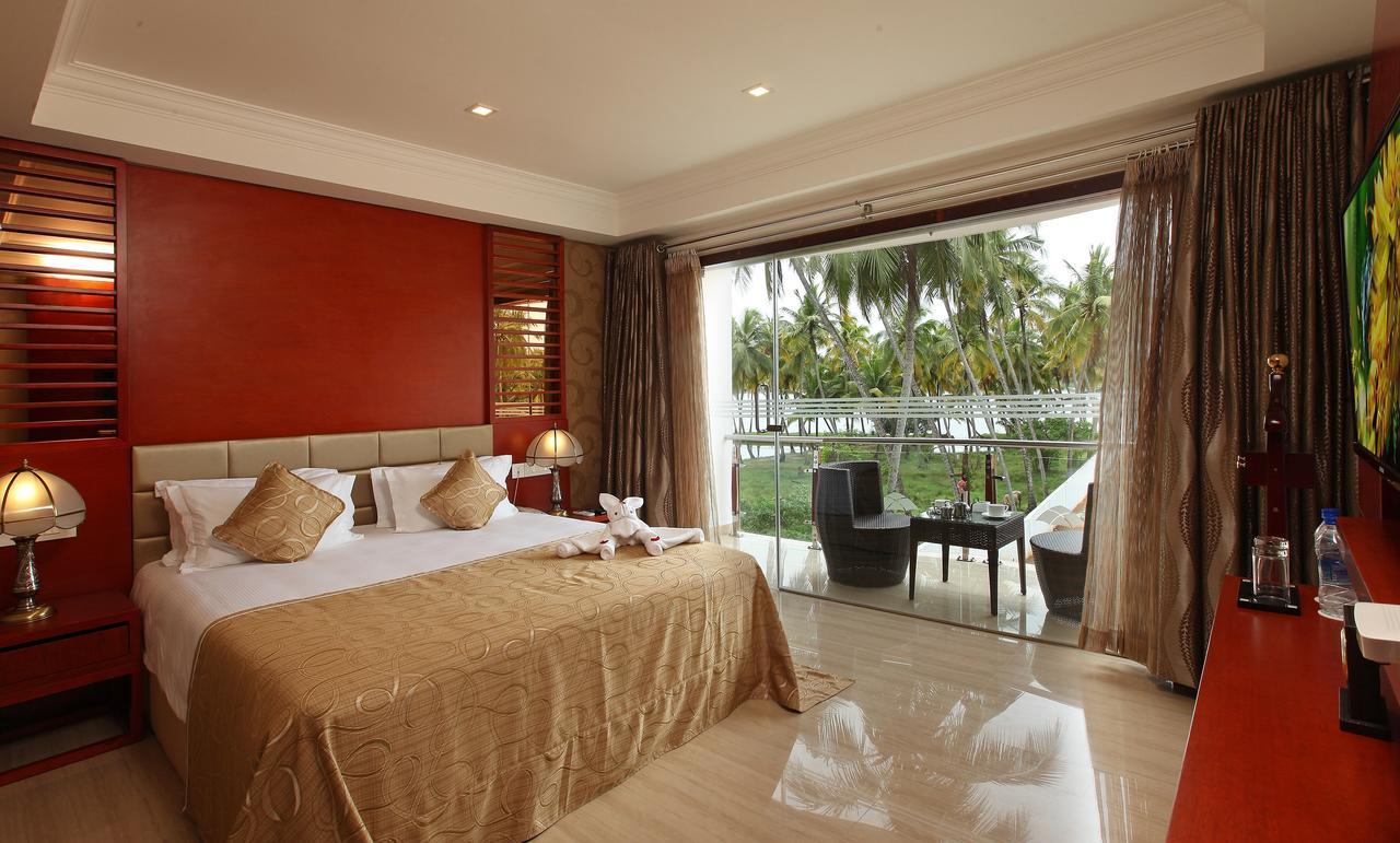 Vettutura Lake Palace Trivandrum מראה חיצוני תמונה