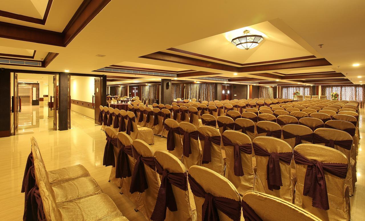 Vettutura Lake Palace Trivandrum מראה חיצוני תמונה