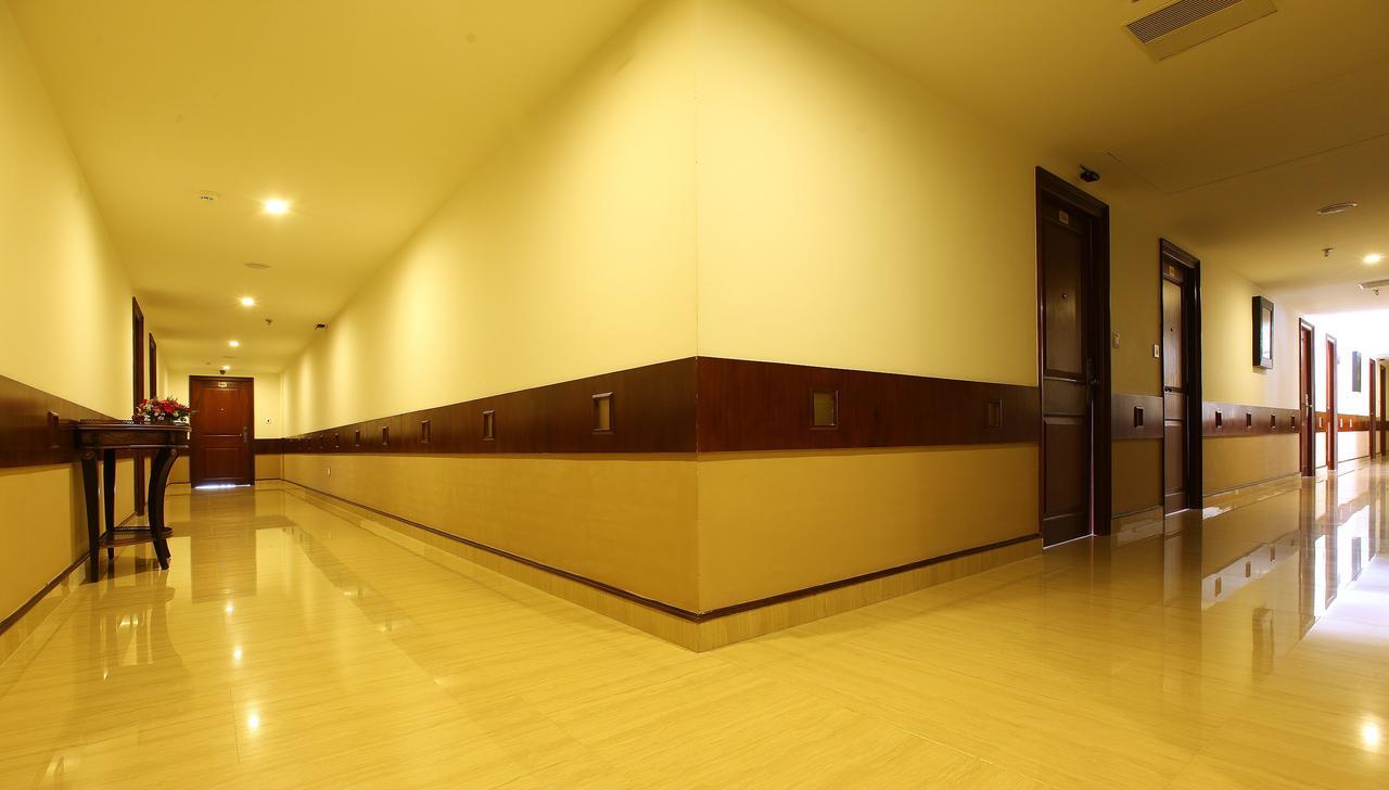 Vettutura Lake Palace Trivandrum מראה חיצוני תמונה