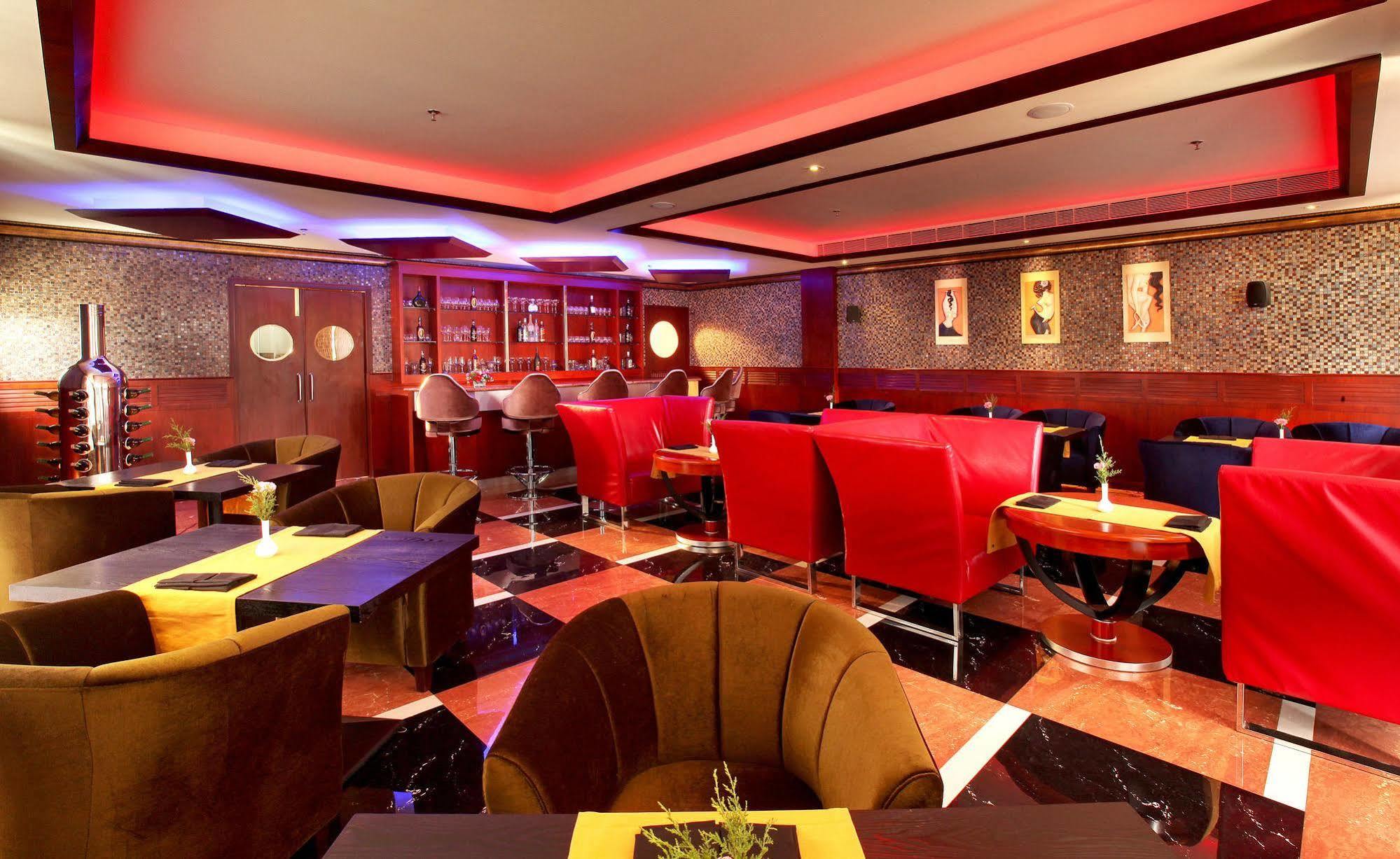 Vettutura Lake Palace Trivandrum מראה חיצוני תמונה